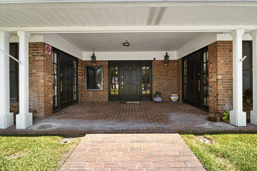 1700 Dr. Martin Luther King, Jr. St N, Saint Petersburg, FL for sale - Building Photo - Image 2 of 75