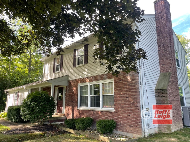 222 Fairfield Rd, Painesville, OH à vendre - Photo du bâtiment - Image 2 de 8