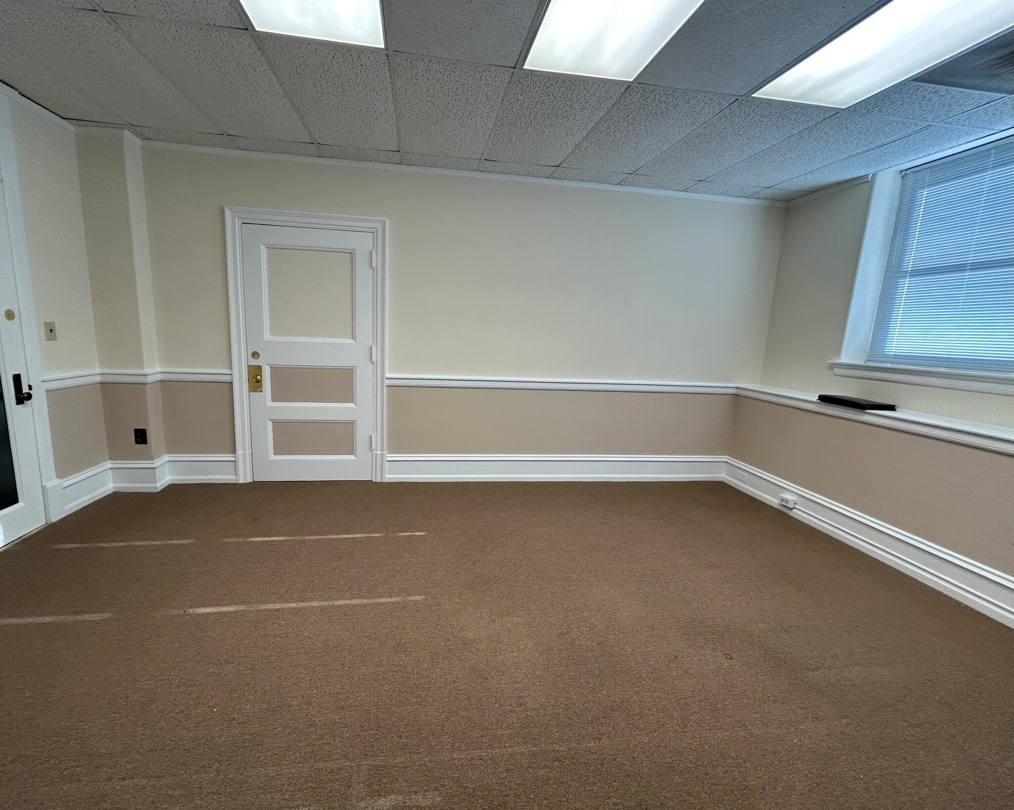 1125 Atlantic Ave, Atlantic City, NJ à louer Photo intérieure- Image 1 de 1