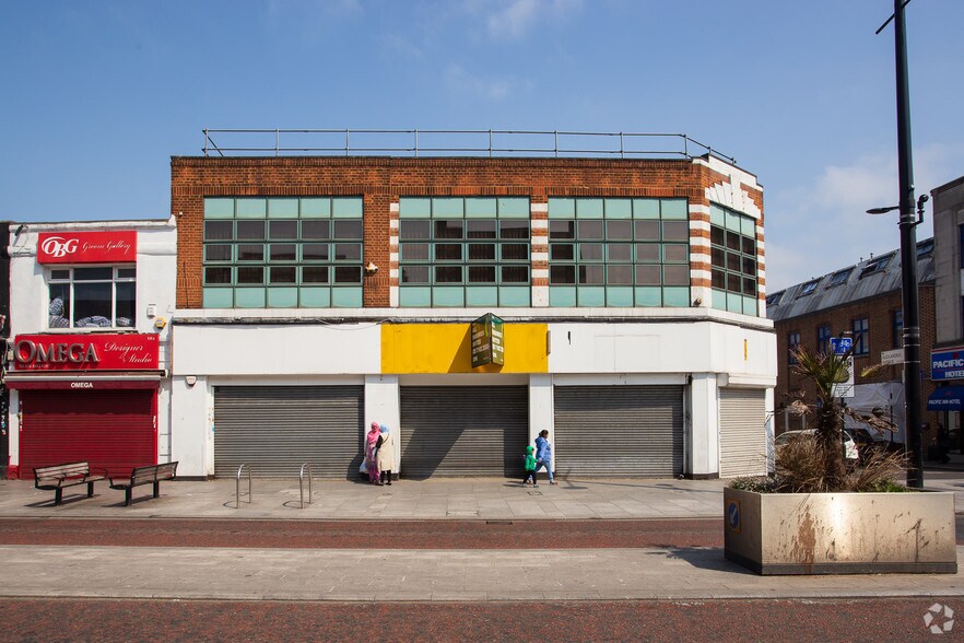 68 The Broadway, Southall à louer - Photo du bâtiment - Image 2 de 4