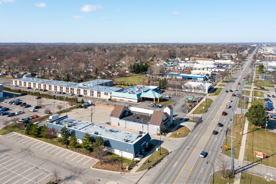 30375 Plymouth Rd, Livonia, MI for lease - Aerial - Image 3 of 15