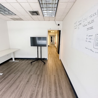 More details for 1825 126th St, College Point, NY - Office for Lease