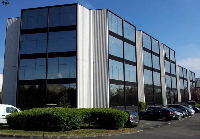 9 Avenue Du Marais, Argenteuil for lease - Building Photo - Image 3 of 3