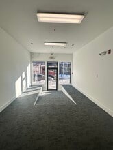 2737 W Girard Ave, Philadelphia, PA for lease Interior Photo- Image 2 of 7
