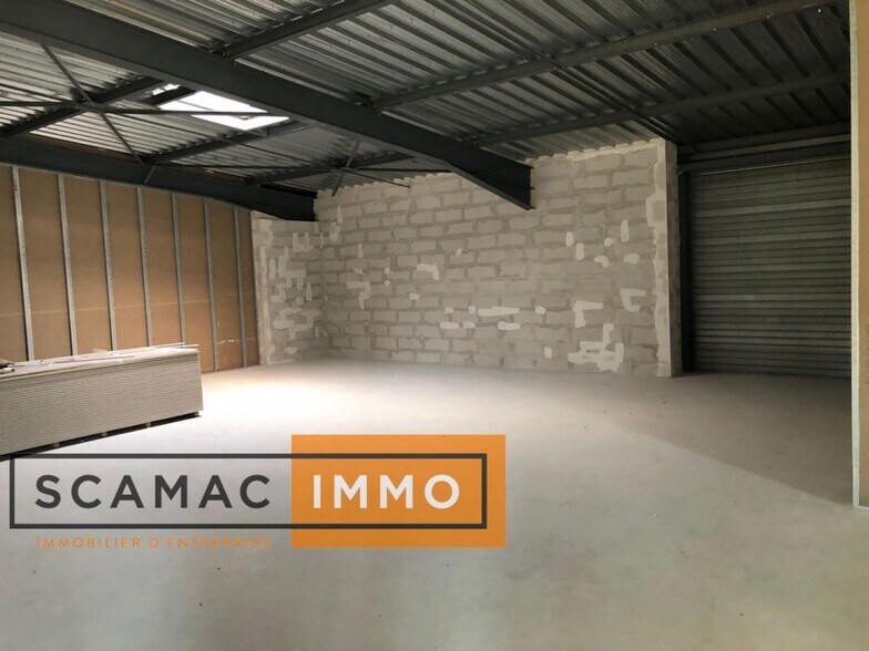 Office in Vulaines-sur-Seine for lease - Interior Photo - Image 3 of 6