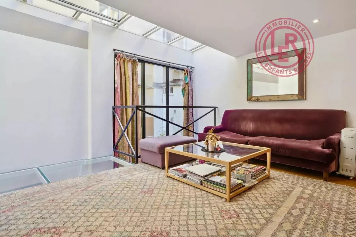 Office in Paris for sale Interior Photo- Image 1 of 7