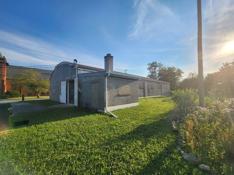 66 Cottage St, Poughkeepsie, NY for sale - Building Photo - Image 3 of 5