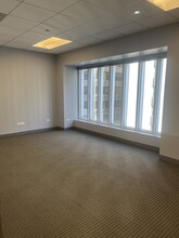 190 S La Salle St, Chicago, IL for lease Building Photo- Image 2 of 3