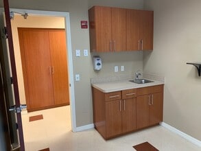 4848 Coconut Creek Pky, Coconut Creek, FL for lease Interior Photo- Image 1 of 2