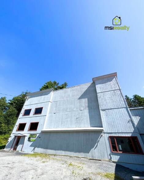 4155 Vt Rte 15, Wolcott, VT à louer - Photo du bâtiment - Image 2 de 5