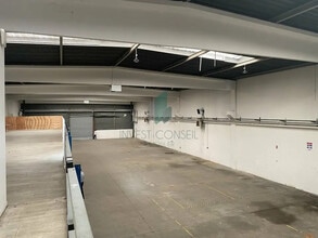 Flex in SAINT-OUEN-L'AUMONE for lease Building Photo- Image 2 of 3