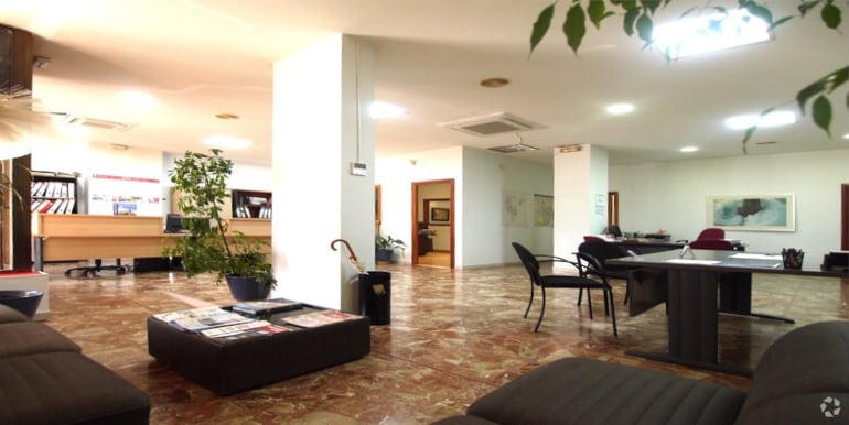 Retail in Tres Cantos, Madrid for lease Interior Photo- Image 1 of 4