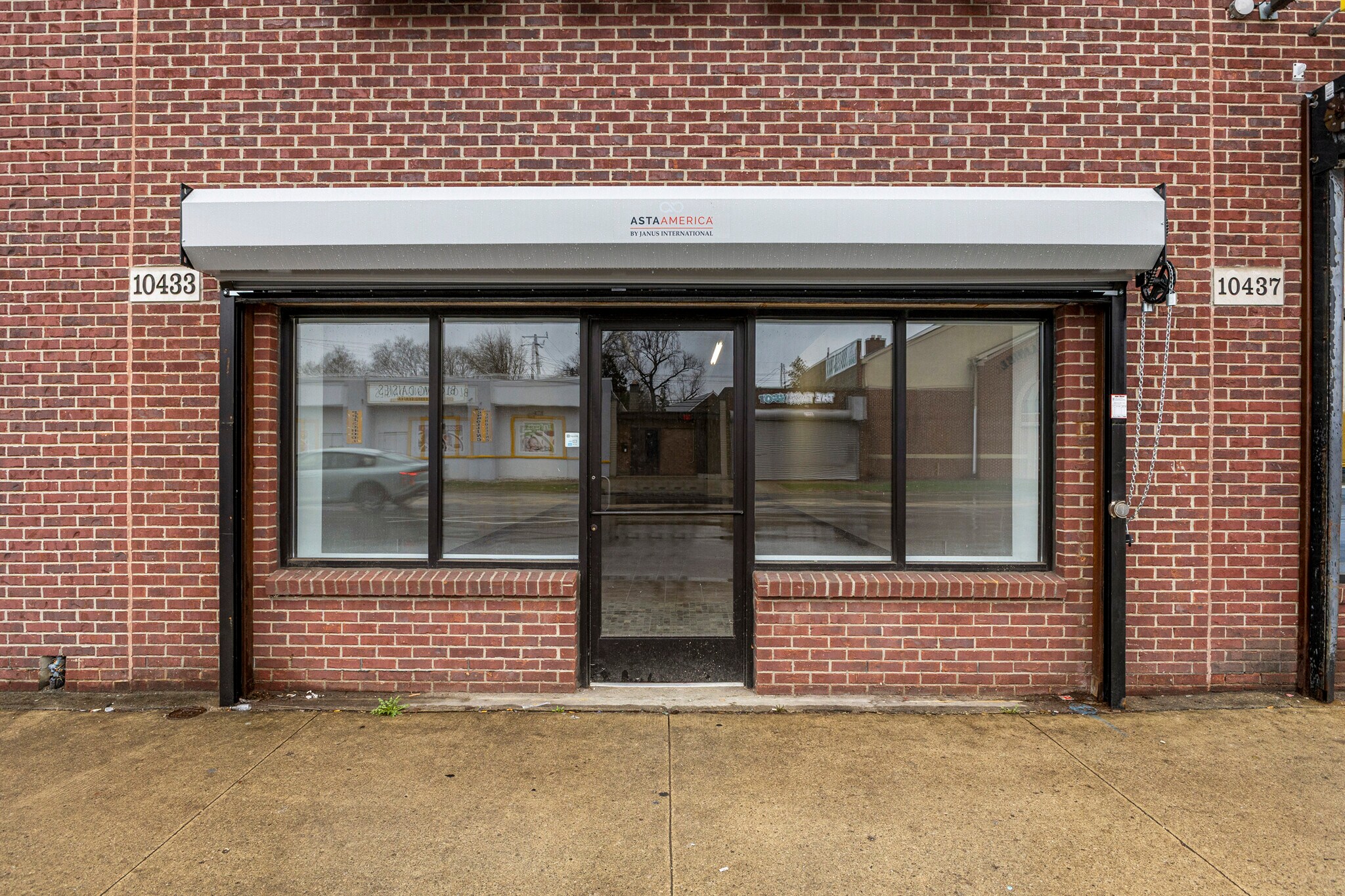 10433 W McNichols Rd, Detroit, MI à louer Photo principale- Image 1 de 25