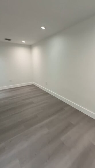 8335 NW 64th St, Medley, FL for sale - Commercial Listing Video - Image 2 of 21