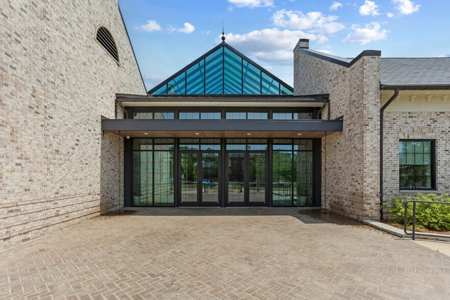 160 Fountains Blvd, Madison, MS for sale - Building Photo - Image 3 of 31