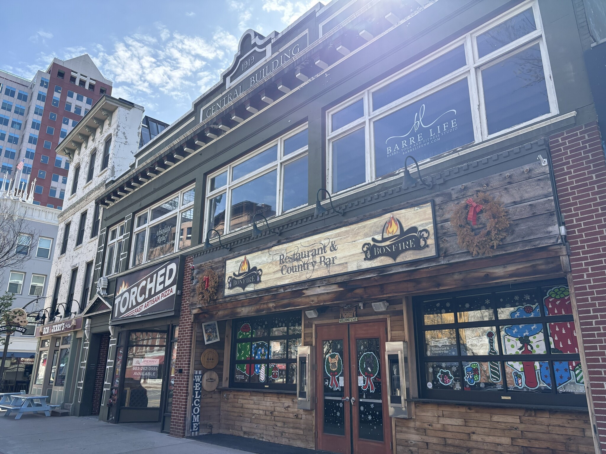 944 Elm St, Manchester, NH for lease Primary Photo- Image 1 of 18