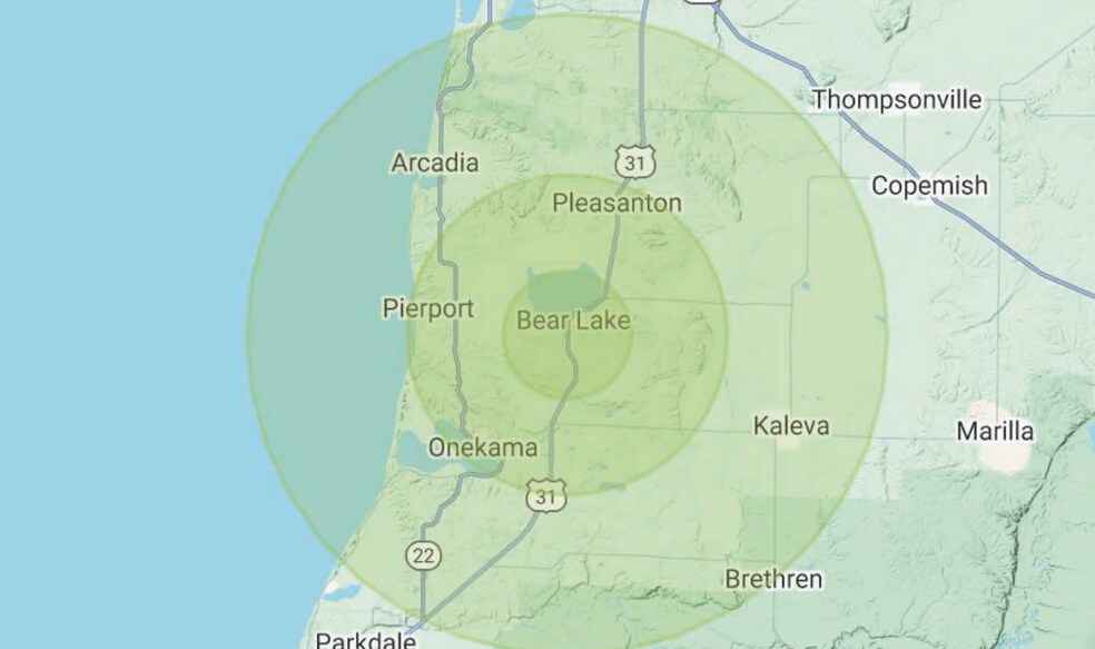 11802 Chippewa Hwy, Bear Lake, MI à vendre - Photo du bâtiment - Image 3 de 3