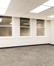 214 W Texas Ave, Midland, TX à louer Photo intérieure- Image 2 de 3