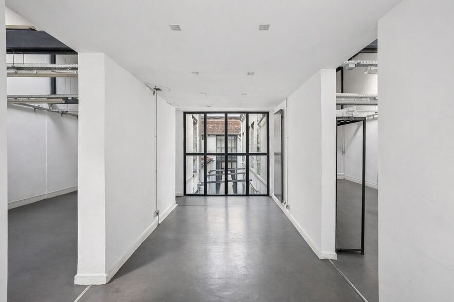 53 Passage Du Bureau, Paris à vendre - Photo intérieure - Image 2 de 6