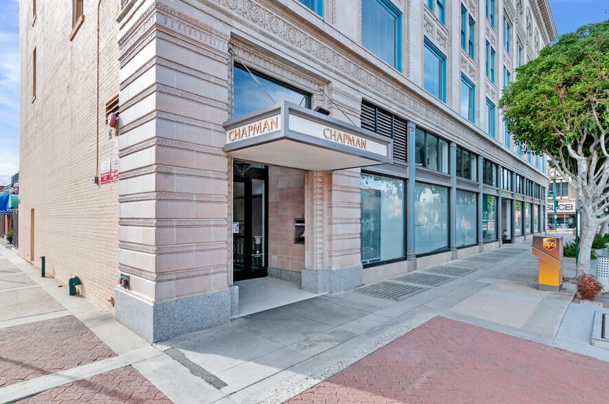 110 E Wilshire Ave, Fullerton, CA for lease - Building Photo - Image 2 of 5