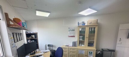9 Downlands Para, Worthing for lease Interior Photo- Image 2 of 2
