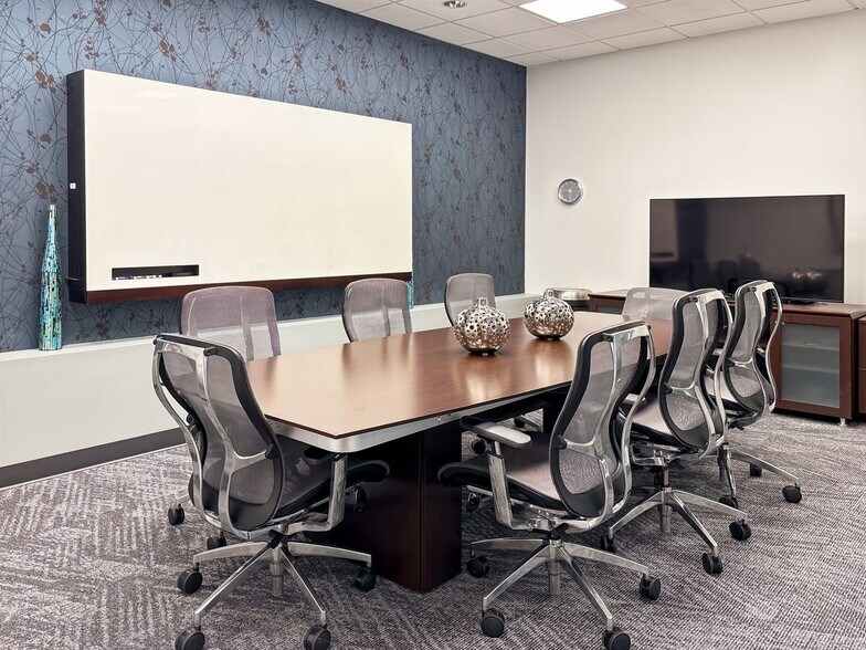 675 Town Square Blvd, Garland, TX à louer - Photo intérieure - Image 2 de 16