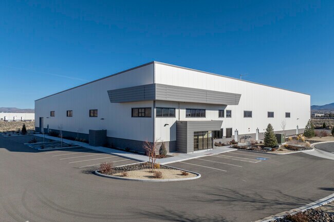Plus de détails pour 2392 Precision Dr, Minden, NV - Industriel à louer