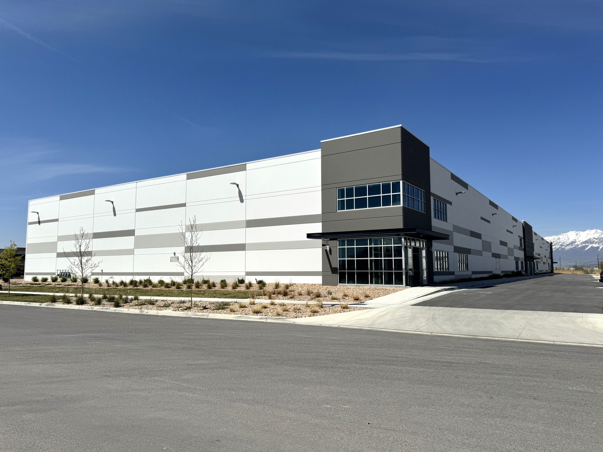 1950 N Canyon Creek Pkwy, Spanish Fork, UT à louer Photo principale- Image 1 de 10