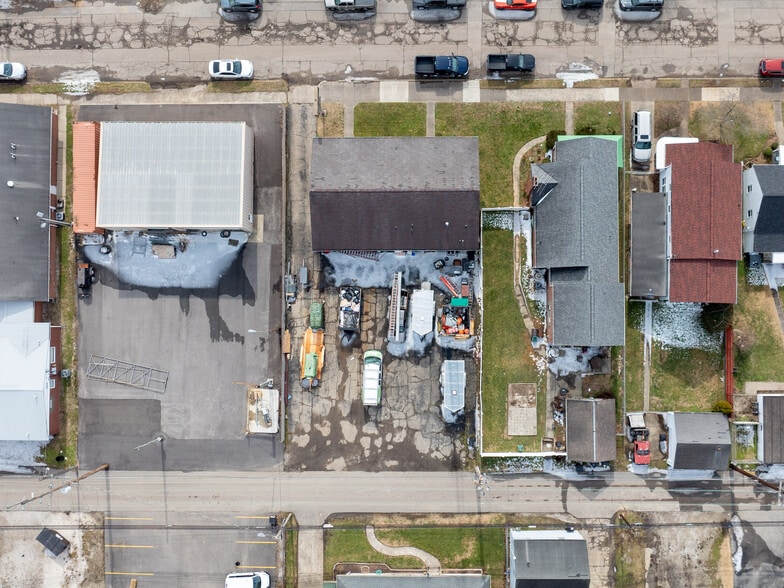 406 2nd Ave, Chesapeake, OH à vendre - Photo du bâtiment - Image 3 de 12