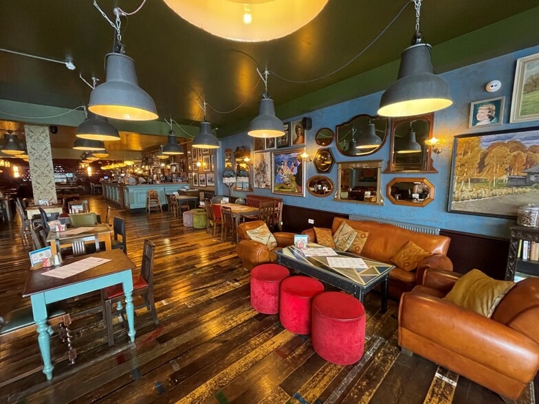 111-112 High St, Stourbridge à vendre - Photo intérieure - Image 3 de 8