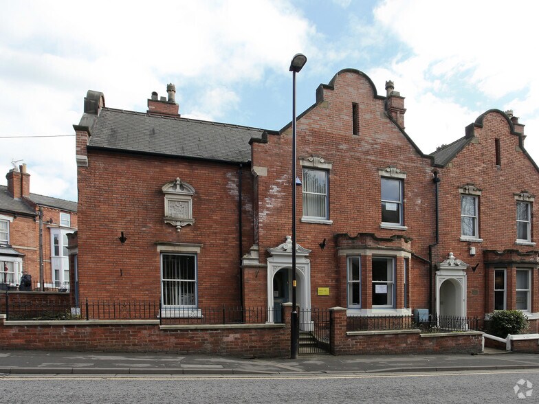 15 Beaumont Fee, Lincoln à vendre - Photo du bâtiment - Image 3 de 4