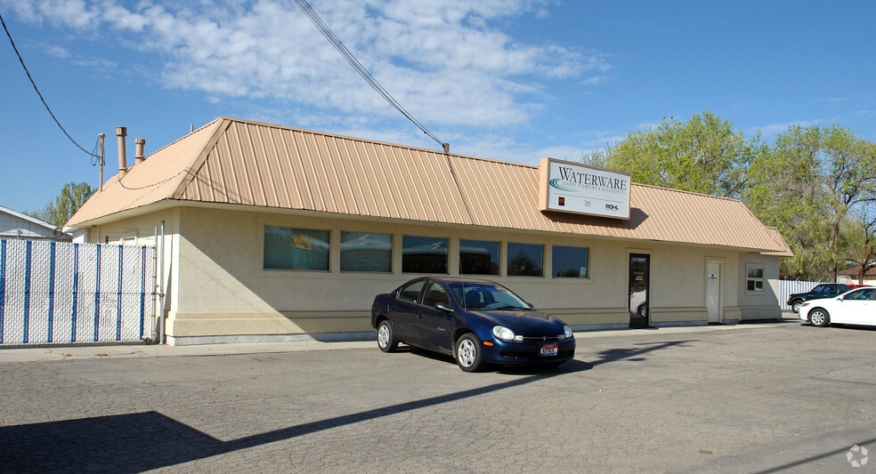 8361-8529 State Street portfolio of 2 properties for sale on LoopNet.ca - Building Photo - Image 3 of 9