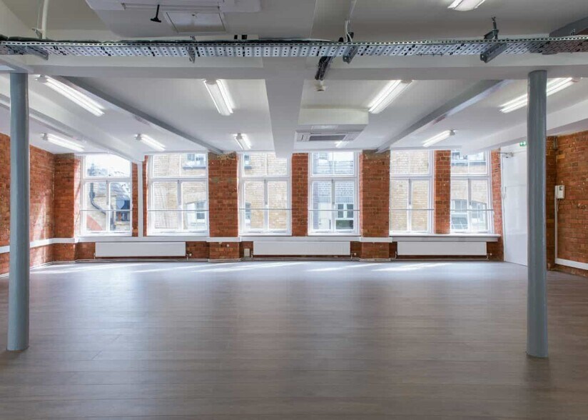 13-19 Vine Hl, Londres à louer - Photo intérieure - Image 3 de 4