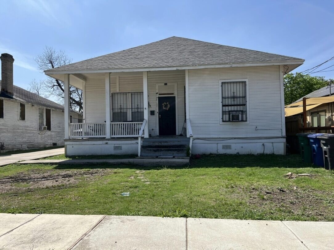 111 Saint John, San Antonio, TX for sale Primary Photo- Image 1 of 2