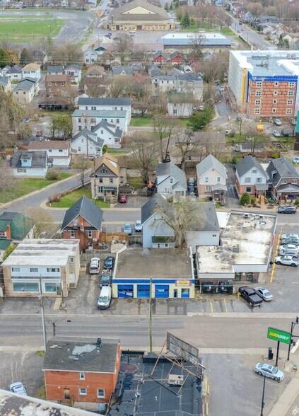 471 Macdonnell St, Kingston, ON à vendre - Photo du bâtiment - Image 3 de 6