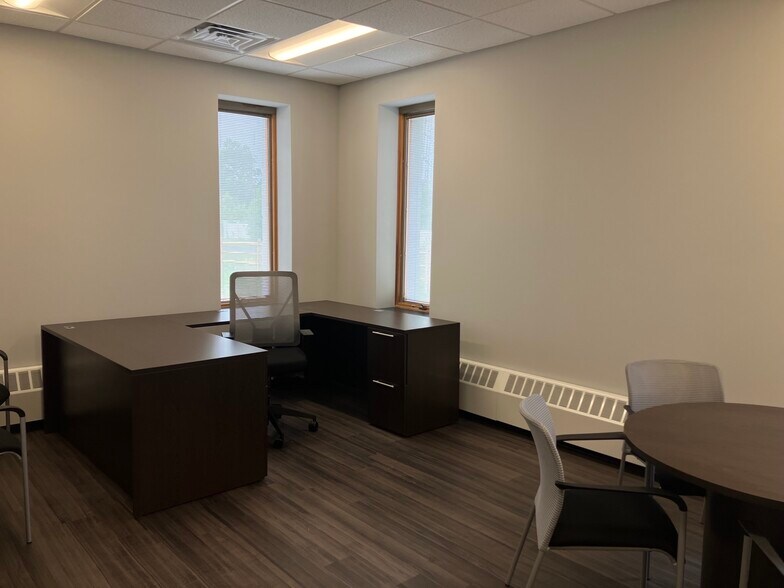 510 S Main St, Forked River, NJ à louer - Photo intérieure - Image 2 de 10