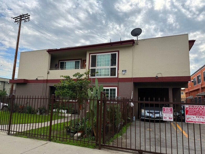 6945 Hinds Ave, North Hollywood, CA for sale - Building Photo - Image 3 of 9