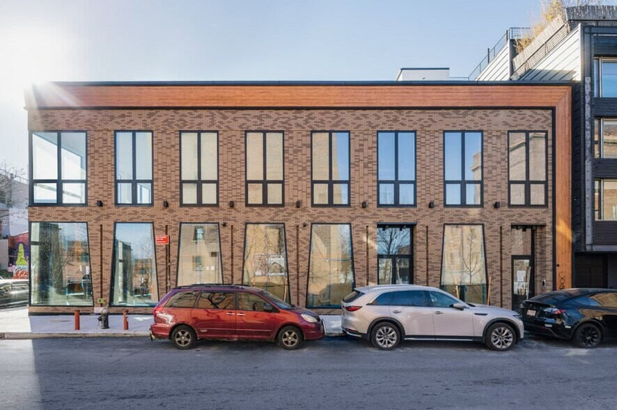 276 Bedford Ave, Brooklyn, NY à louer - Photo du bâtiment - Image 3 de 4