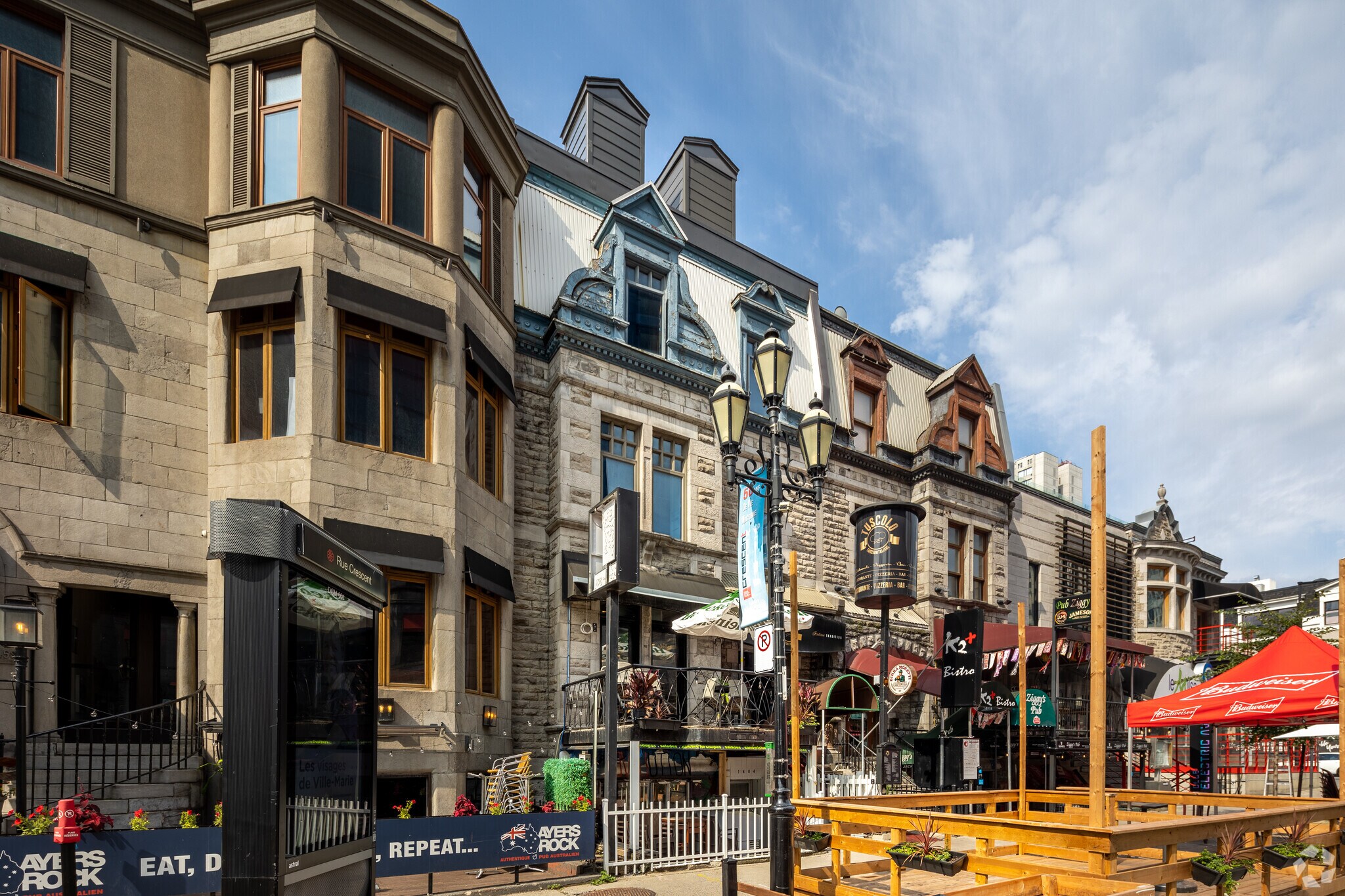 1464 Rue Crescent, Montréal, QC à vendre Photo du bâtiment- Image 1 de 1