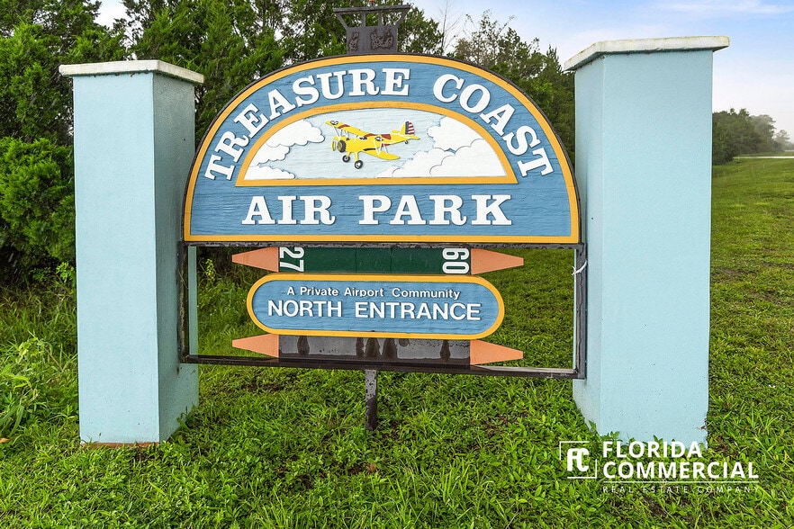 15359 Navion Dr, Port Saint Lucie, FL for sale - Building Photo - Image 3 of 6