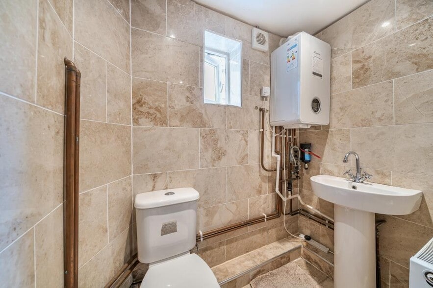 225 Portobello Rd, Londres à vendre - Photo du bâtiment - Image 3 de 23