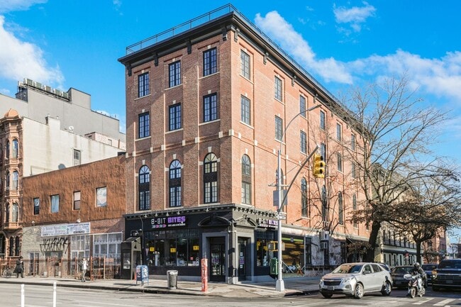 Plus de détails pour 535 DeKalb Ave, Brooklyn, NY - Bureau/Commerce de détail à louer