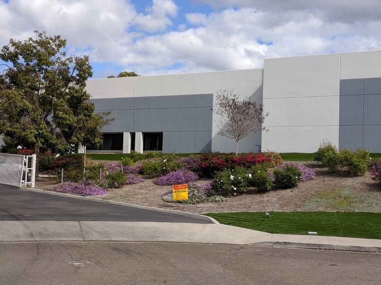 2705 Via Orange Way, Spring Valley, CA for lease - Other - Image 2 of 11