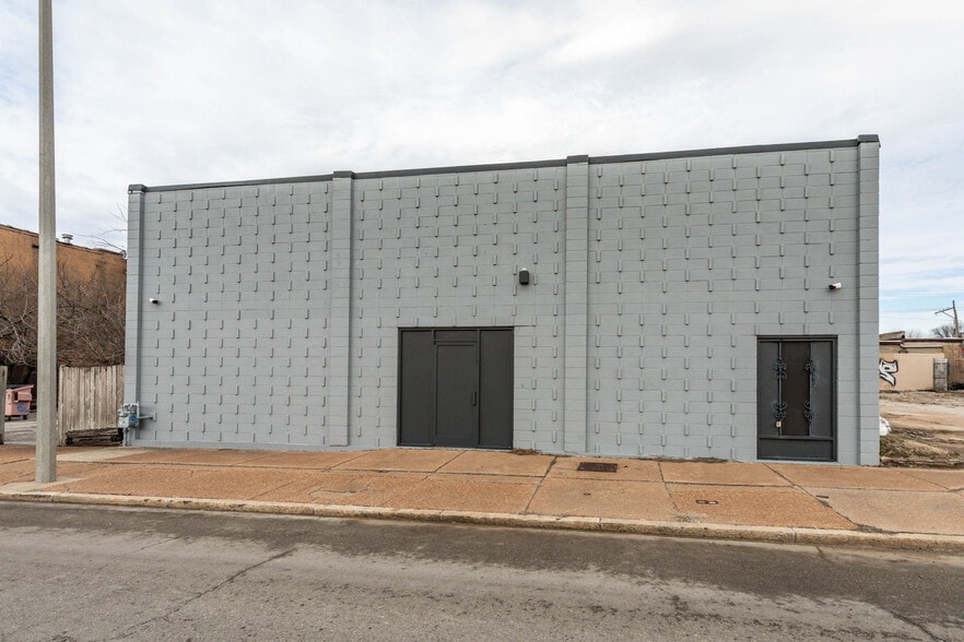1425 S Vandeventer Ave, Saint Louis, MO for sale - Building Photo - Image 2 of 4