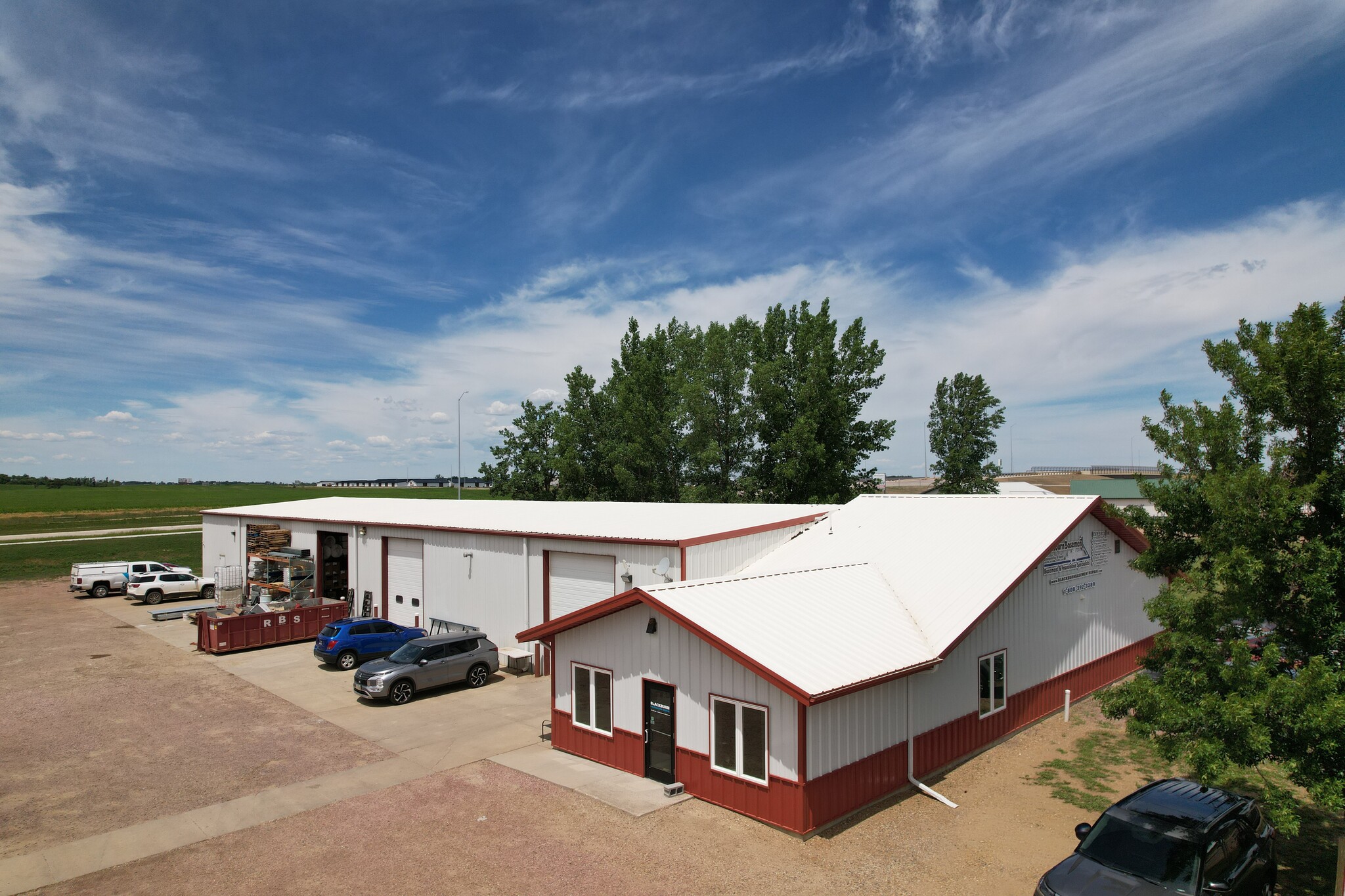 26071 Brower Cir, Hartford, SD for sale Building Photo- Image 1 of 7