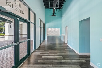 10020 Coconut Rd, Estero, FL for lease Interior Photo- Image 1 of 13