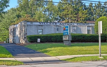 34415 Grand River Ave, Farmington, MI for lease Building Photo- Image 2 of 4