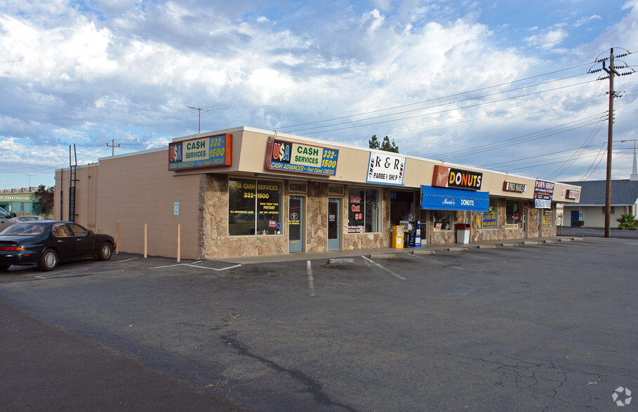 6139-6149 Watt Ave, North Highlands, CA for lease - Building Photo - Image 1 of 1