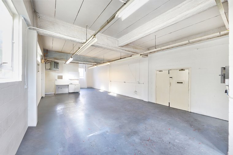 Juno Way, Londres à louer Photo du bâtiment- Image 1 de 1