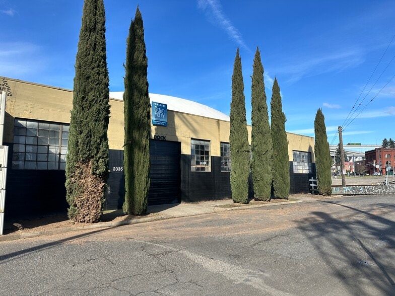 2336 N Randolph Ave, Portland, OR à louer - Photo du bâtiment - Image 2 de 27